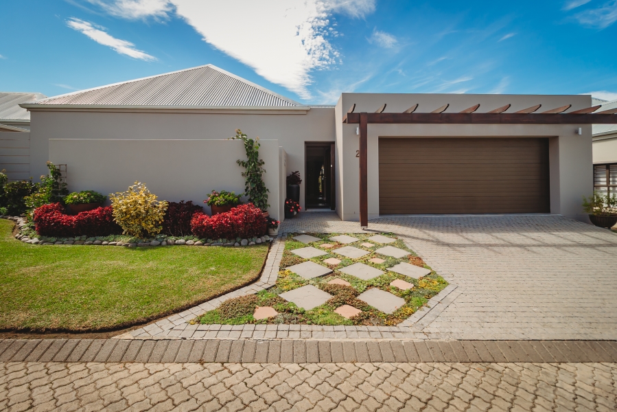 3 Bedroom Property for Sale in Kraaibosch Country Estate Western Cape